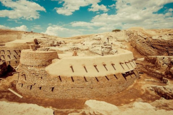 Фотография к новости: Казахстанские фильмы предложили снимать в Отыраре, Сауране и Сыганаке