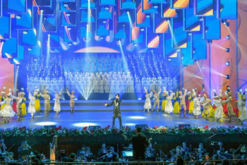 Фотография к новости: Димаш Кудайберген исполнил патриотическую песню в Нур-Султане