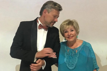 Фотография к новости: "Миша сделал мне предложение!": 77-летняя Ангелина Вовк выходит замуж