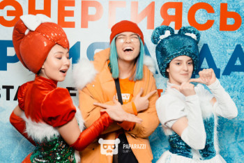 Фотография к новости: В рамках 20-летия радио "Астана" организовало шоу-концерт "Энергия льда"