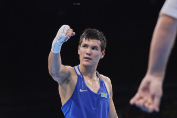 Фотография к новости: Где смотреть прямую трансляцию боя Данияра Елеусинова против бывшего чемпиона WBC с 20 победами в профи