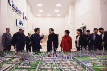 Фотография к новости: Модель успешного партнерства: посол КНР посетил Шымкентский НПЗ