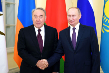 Фотография к новости: Путин поблагодарил Назарбаева за создание ЕАЭС