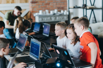 Фотография к новости: Самообучение стало драйвером образования — глава российского IT-парка