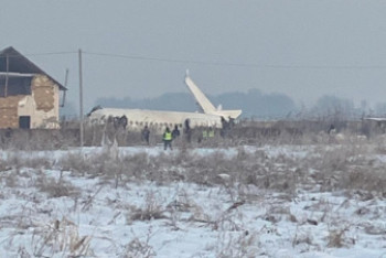Фотография к новости: Токаев выразил соболезнование родным и близким погибших в крушении самолета под Алматы