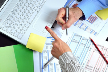 Фотография к новости: Сроки сдачи декларации перенесли для кандидатов в президенты и депутатов парламента