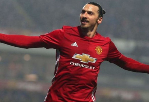 Фотография к новости: Златан Ибрагимович вернулся в "Милан"