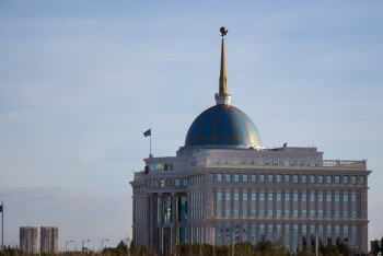 Фотография к новости: Папа Римский выразил соболезнование в связи с авиакатастрофой под Алматы