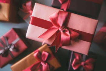 Фотография к новости: Аккуратная упаковка портит впечатление от подарка - ученые