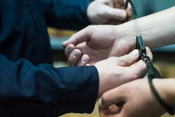 Фотография к новости: Члена ОПГ осудили за передачу взятки начальнику налоговой в Алматы