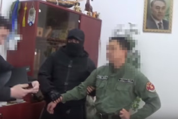 Фотография к новости: Глава Кинологического центра задержан по подозрению в получении взятки в Алматы