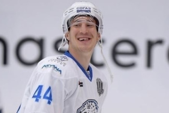 Фотография к новости: "Барыс" сообщил о достижении капитана команды Даррена Дица