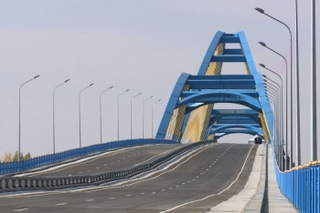 Фотография к новости: Мать двоих детей спасли от суицида полицейские в Павлодаре