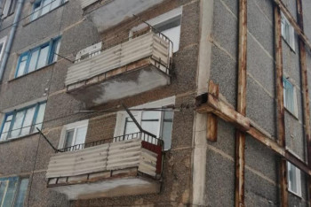 Фотография к новости: Жителям разваливающегося дома в Кокшетау акимат предложил арендное жилье