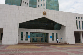 Фотография к новости: Ожидать ли отставки Правительства Казахстана – мнения экспертов