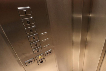 Фотография к новости: Почему жильцы 1-го и 2-го этажей в Нур-Султане должны будут платить за лифт, разъяснили в МИИР РК