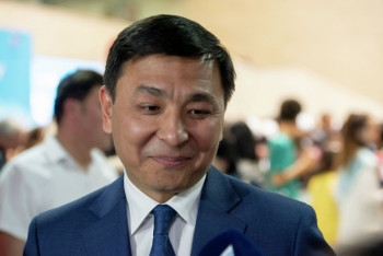 Фотография к новости: Об отставке спросили Кульгинова на отчетной встрече с населением