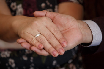 Фотография к новости: "Я сразу поняла, что он будет моим мужем" - история любви длиной в 30 лет