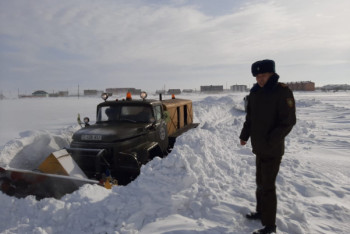 Фотография к новости: Более 300 человек вызволены из снежного плена в Акмолинской области