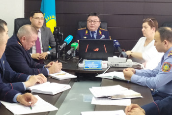 Фотография к новости: "Шум подняли, а сами в кусты" —﻿ главный полицейский Костанайской области о групповом изнасиловании под Аркалыком