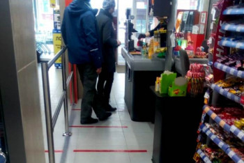 Фотография к новости: Думают, что вирус коснется кого угодно, но не их – чиновники посетовали на жителей СКО