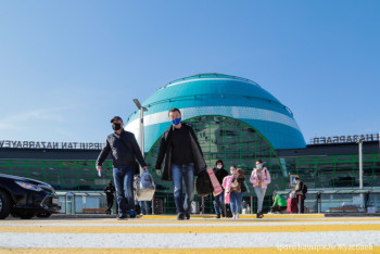 Фотография к новости: Первые авиарейсы в условиях карантина состоялись в Казахстане. Как это было