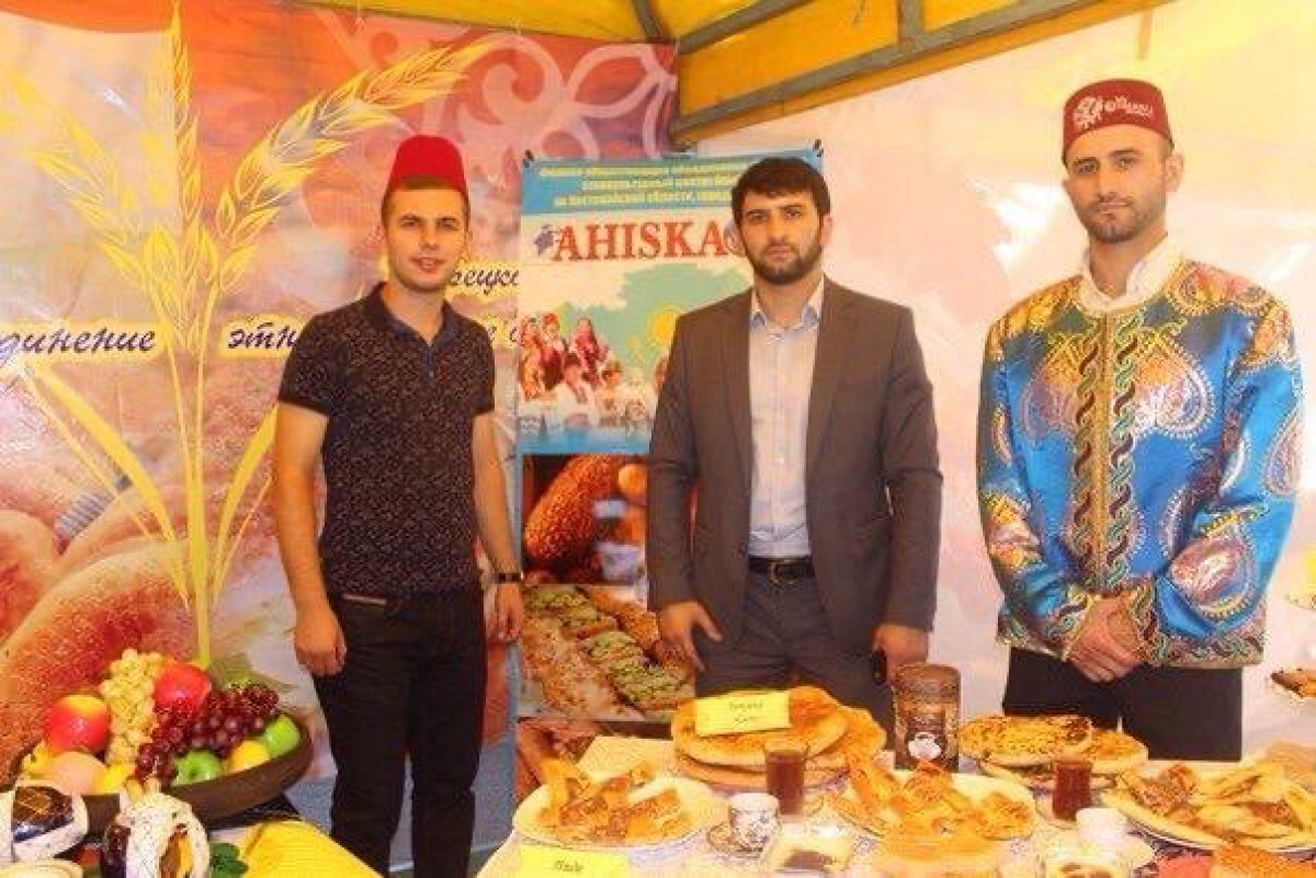  из архива Рагима Абилова (он – справа)