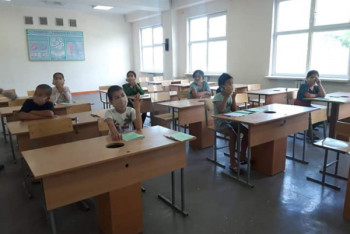 Фотография к новости: Эвакуированные из Мактааральского района дети возобновили дистанционное обучение