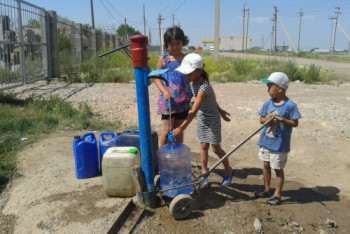 Фотография к новости: Обеспечить водой все населенные пункты обещают власти Павлодарской области