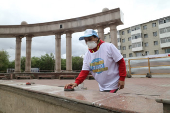 Фотография к новости: Беспрецедентная программа по трудоустройству стартовала в Карагандинской области