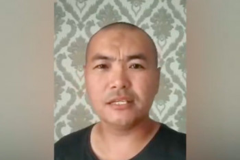 Фотография к новости: "Скотиной" обозвал чиновник посетителя акимата в Алматинской области