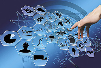 Фотография к новости: Мамин поручил Жумагалиеву активизировать цифровизацию страны