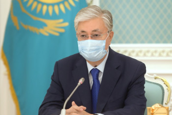 Фотография к новости: "Никаких отпусков, потому что ситуация чрезвычайная" - Токаев министрам и акимам