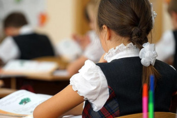 Фотография к новости: На дистанционном обучении детей в школах настаивает Минздрав Казахстана