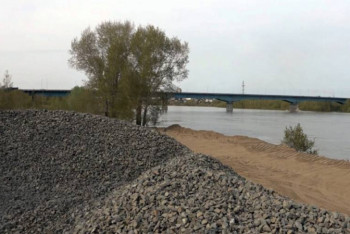 Фотография к новости: Грузовой причал хотят построить в Павлодаре, общественники заявили об угрозе экологии