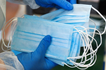 Фотография к новости: 7,2 миллиарда тенге выделено на закуп перчаток, масок и ПЦР-тестов в Казахстане