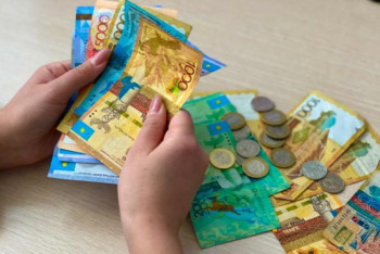 Фотография к новости: Госкомиссия рассмотрит вопрос выплаты 42 500 тенге в августе