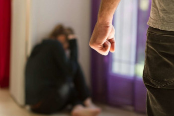 Фотография к новости: Каждый второй семейный дебошир остается безнаказанным: что не так с законом о бытовом насилии в Казахстане