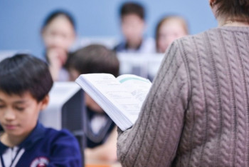 Фотография к новости: 1,2 триллиона тенге выделят на зарплаты учителей в Казахстане