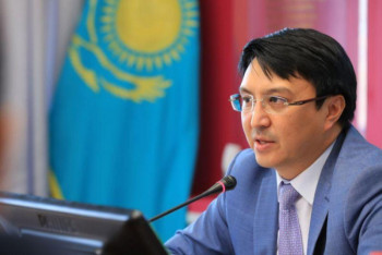 Фотография к новости: "Сняли министра здравоохранения и на этом успокоились" - Альтаев обратился к премьер-министру