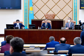 Фотография к новости: Поправки по вопросам противодействия коррупции вернули сенаторы в Мажилис