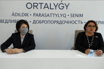 Фотография к новости: Открыть школы и не вводить локдаун потребовала депутат Смирнова