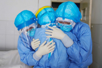 Фотография к новости: Две семьи умерших от коронавируса медиков из 15 получили соцвыплату в Акмолинской области