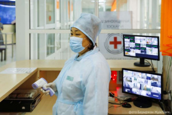 Фотография к новости: Коронавирусом заразились 10  учащихся в ВКО