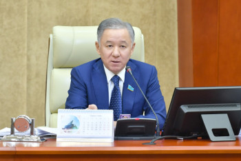 Фотография к новости: Ходят на распальцовке – Мажилис о предложении наделить Kazakh Tourism новыми полномочиями