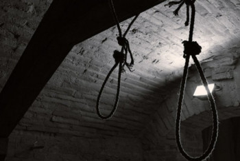 Фотография к новости: "Он отобрал у меня всё": в доведении до самоубийства обвинили полицейского в Караганде