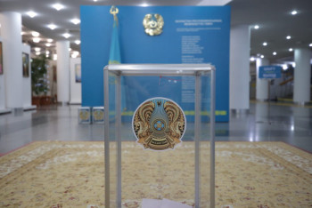 Фотография к новости: Член "Народной партии Казахстана" пожаловался в прокуратуру на свою же партию