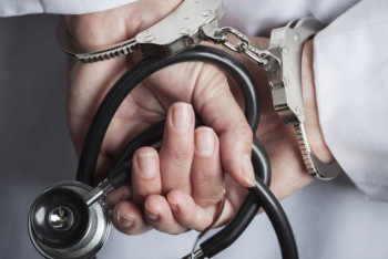 Фотография к новости: Коррупция в здравоохранении: 28 лиц осудили за взятки в период пандемии