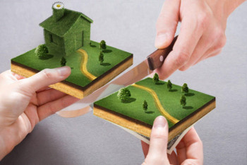 Фотография к новости: Дать право акиматам изымать участки для строительства жилья и соцобъектов предлагают в Казахстане