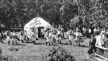 Фотография к новости: "Выпросили у руководства области провести Наурыз" — народный акын о первом праздновании в Костанае